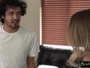 Stepsisters Secret Fetish - S20:E10 2/16