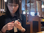 淫乱OLが休日に1人で焼肉を食べる① 12/16