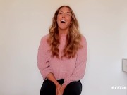 Sexy Babe Masturbates With a Vibrating Dildo 2/16