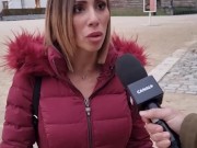 Littleangel84 - Baisée dans un sexshop de Nantes - avec le Journal du Hard ! S05E09 9/16