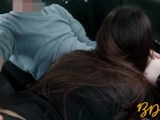 La mia collega non vedeva l'ora di succhiare il mio cazzone in auto e di cavalcarlo col suo culone 8/16