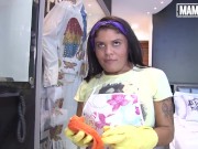 OPERACION LIMPIEZA - Big Ass Latina Maid Vick Valencia Gives Extra Service - MAMACITAZ 4/16