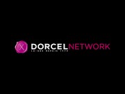 Outdoor threesome with busty brunette Alyson Ray 16/16