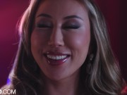 SLAYED Naughty babes bring out wild side 2/16