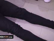 The ebony girl knows what she wants 6/16