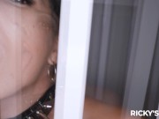 RICKYSROOM Evelyn, Vanessa & Brooklyn all share one BBC in a sexy foursome 2/16