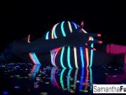 Samantha gets off in this hot solo 16/16