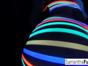 Samantha gets off in this hot solo 4/16