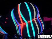 Samantha gets off in this hot solo 6/16