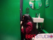 British 18 Year Old Schoolgirl Gives An Amazing Blowjob And Swallows A Massive Load Of Cum At The Gloryhole 16/16