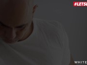 WHITEBOXXX - Big Tits MILF Chloe Lamour Has A Pleasant Surprise Fuck After Hot Oil Massage 1/16