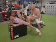 Reality Kings - Lilly Bell Welcums Hard Men On Her Pickup Truck & Gets Cum On Her Feet, Face & Pussy 1/16