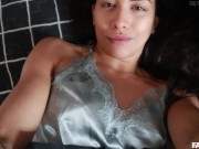 Masturbándome apenas despierto y hablándote muy caliente (Orgasmo Húmedo, Primer plano) 1/16