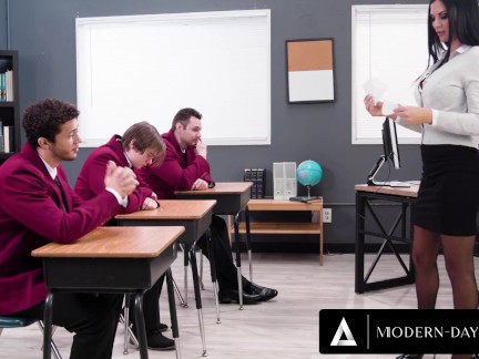 MILF Teacher Gets Gangbang Bukkaked In Detention!