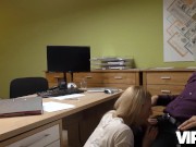 VIP4K. L'attrice porno è carnale con la promessa che promette soldi 9/16