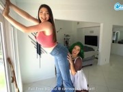 Super Sexy Girl Gets Her Pussy Licked 3/16