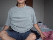 顔面騎乗位で無理やりクンニさせながら亀頭責め手コキ、自ら腰振りバックでイケメンM男を寸止め焦らしする痴女の見せつけプレイが最高にエロい。日本人素人/マッチョ/顔騎/クリトリス/巨乳/えむゆみカップル 5/16