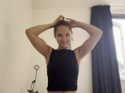 Lucky guy gets incredible blowjob /MODEL: Tori 1/16