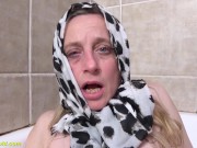 73 years old grandma takes a hot soapy shower and prolapse her massive meathole 10/16