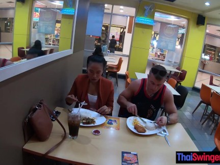 Curvy Thai girlfriend takes her boyfriends big cock deep inside after dinner