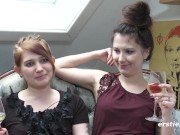 Ersties: Ina & Maria M. 2/16