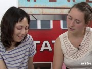 Ersties: Heißer Lesbensex zweier Berlinerinnen 13/16