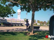 A stranger gives me a handjob through the car window 2/16