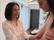 eve sweet and Simon into an interactive threesome in this porn game for mobile 9/16