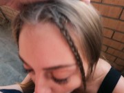 ЗАЕБАЛА КУРИТЬ ЭЛЕКТРОНКУ НА БАЛКОНЕ. КОНЧИЛ В НУТРЬ и РОТ Сводной СЕСТРЕНКИ 4/16