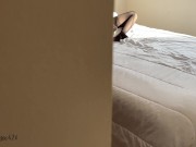 Encuentro a mi hermanastra masturbandose y le termino rompiendo el orto  Anal  Argentina 2/16