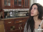 Ersties: Amateur Babe Plays With Herself In An Elevator 2/16