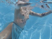 Naked Finnish blonde tattooed mermaid Mimi underwater 16/16