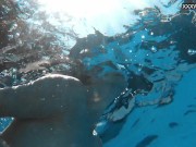 Beautiful blonde Zazie Skymm swims nude 16/16