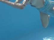 Mimi Cica again shows how sexy she can swim 10/16