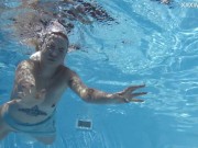 Mimi Cica again shows how sexy she can swim 5/16