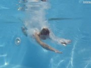 Mimi Cica again shows how sexy she can swim 6/16