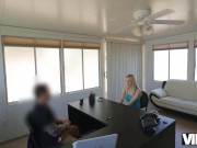 VIP4K. Charmer s'entend avec un prêteur sur gages qui détient son bonheur 4/16