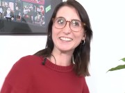 Ersties: Sexhungrige 20-jährige Magdeburgerin macht es ihr selber 10/16