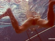 Hot sexy horny teen babe Melisa Darkova swimming nude alone 13/16