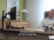 VIP4K. Le prêteur d'argent s'entend avec le charmeur pour n'importe quoi pour de l'argent 1/16