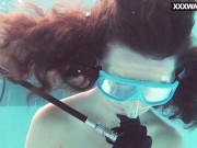 Hot underwater babe Emi the mermaid 9/16