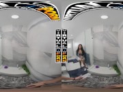 VIRTUAL PORN - Your Hot Step Sis Ameena Green Wants You To Put Your Dick In Her, Will You Oblige? 1/16