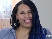 Ersties: Lena liebt es zu reiten und mit Toys zu spielen 3/16