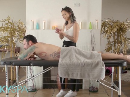 Kinky Spa - Sexy Bella Luna Gets A Tip From Her New Boss For Doing A Good Job At Riding His Cock