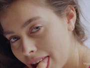 WOWGIRLS Gorgeous Ukrainian model Alissa Foxy playing with her pussy in front of the camera 2/16