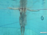 Underwater sexy erotics with Lucy Gurchenko 1/16