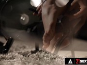 Sexy MILF Francys Belle Enjoyed A Cock In Her Ass 1/16