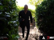 Sexy MILF Francys Belle Enjoyed A Cock In Her Ass 3/16