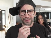 Deliveryman Fucks Hardcore Big Boob Milf and Gets A Deepthroat Blowjob On His Uncut Cock 4/16