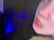 Девушка отсосала мне, пока я играл в F.H., потом я трахнул ее на столе и залил спермой все ее лицо. 7/16